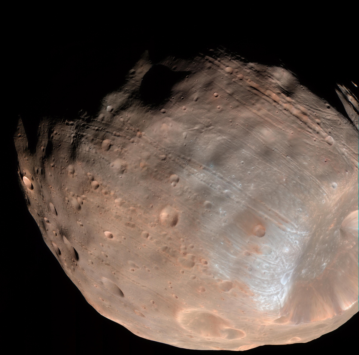 'Stretch Marks' on Phobos Show Martian Moon Is Falling Apart